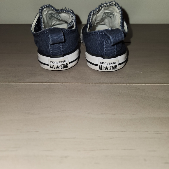 Converse All Star low top velcro toddler sneakers - Picture 6 of 8
